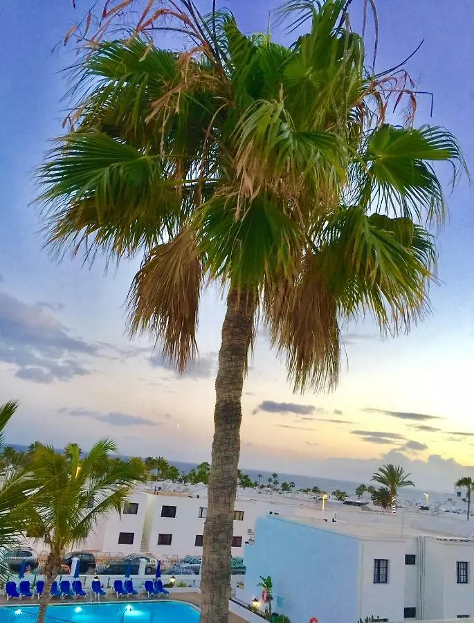 Aguazul - A Pie De Piscina Y Vistas Al Mar Apartment Puerto del Carmen